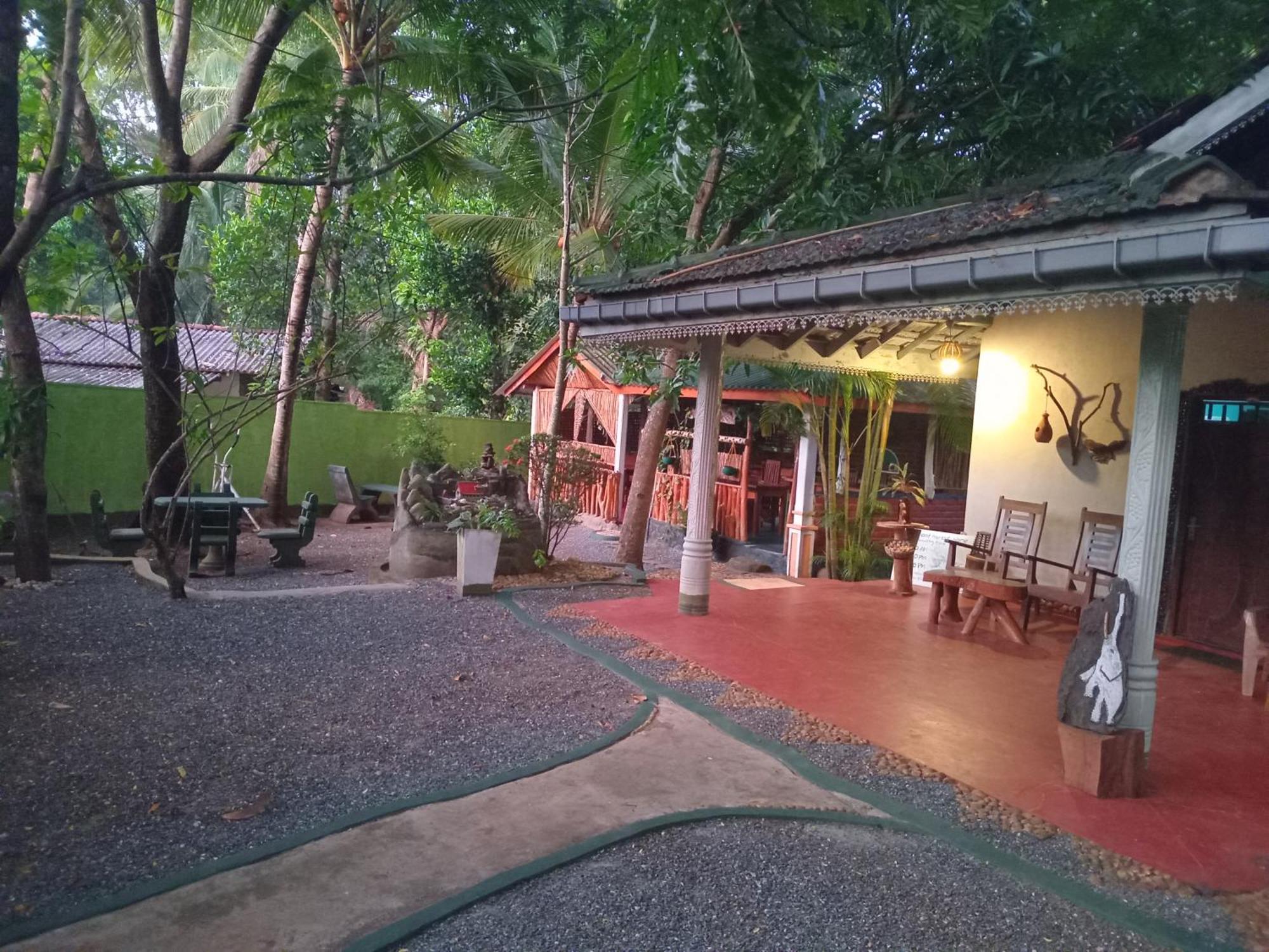 Green Park Safari House & Eco Tree House อุดาวาลาเว ภายนอก รูปภาพ